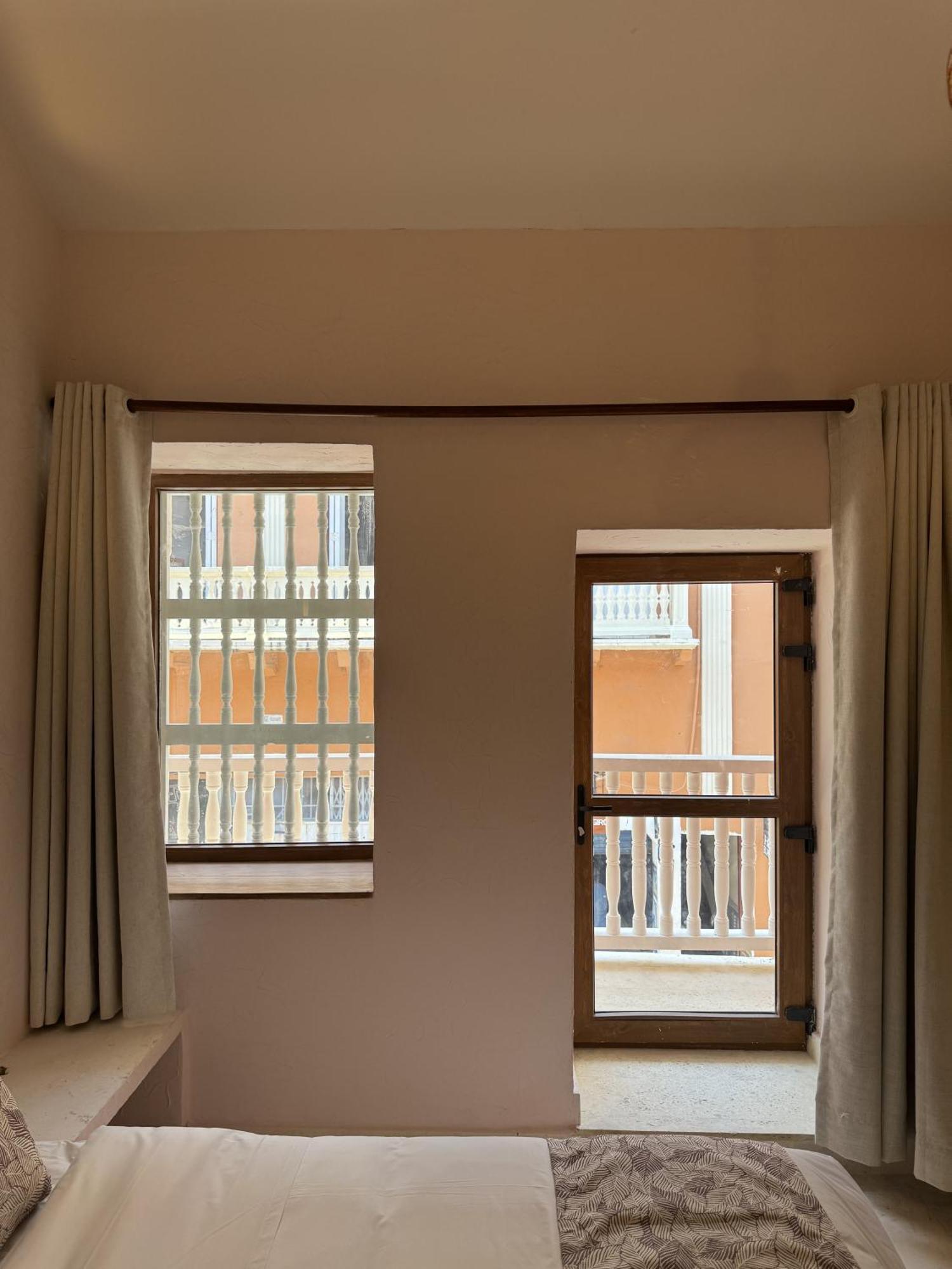 Casa Noa Colonial Rooms Картахена Экстерьер фото